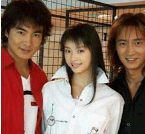 张庭爆料男生追自己视频,揭秘明星恋爱幕后故事 第3张 张庭爆料男生追自己视频,揭秘明星恋爱幕后故事 第3张